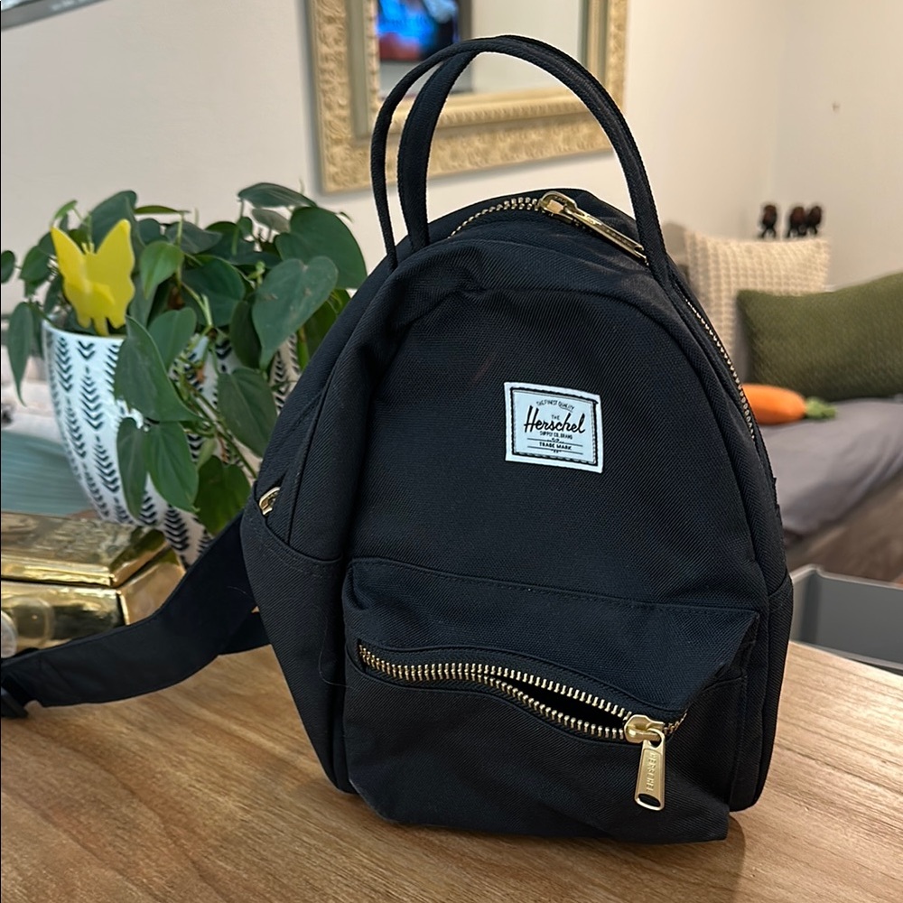 Herschel Supply Company Black Mini Bag